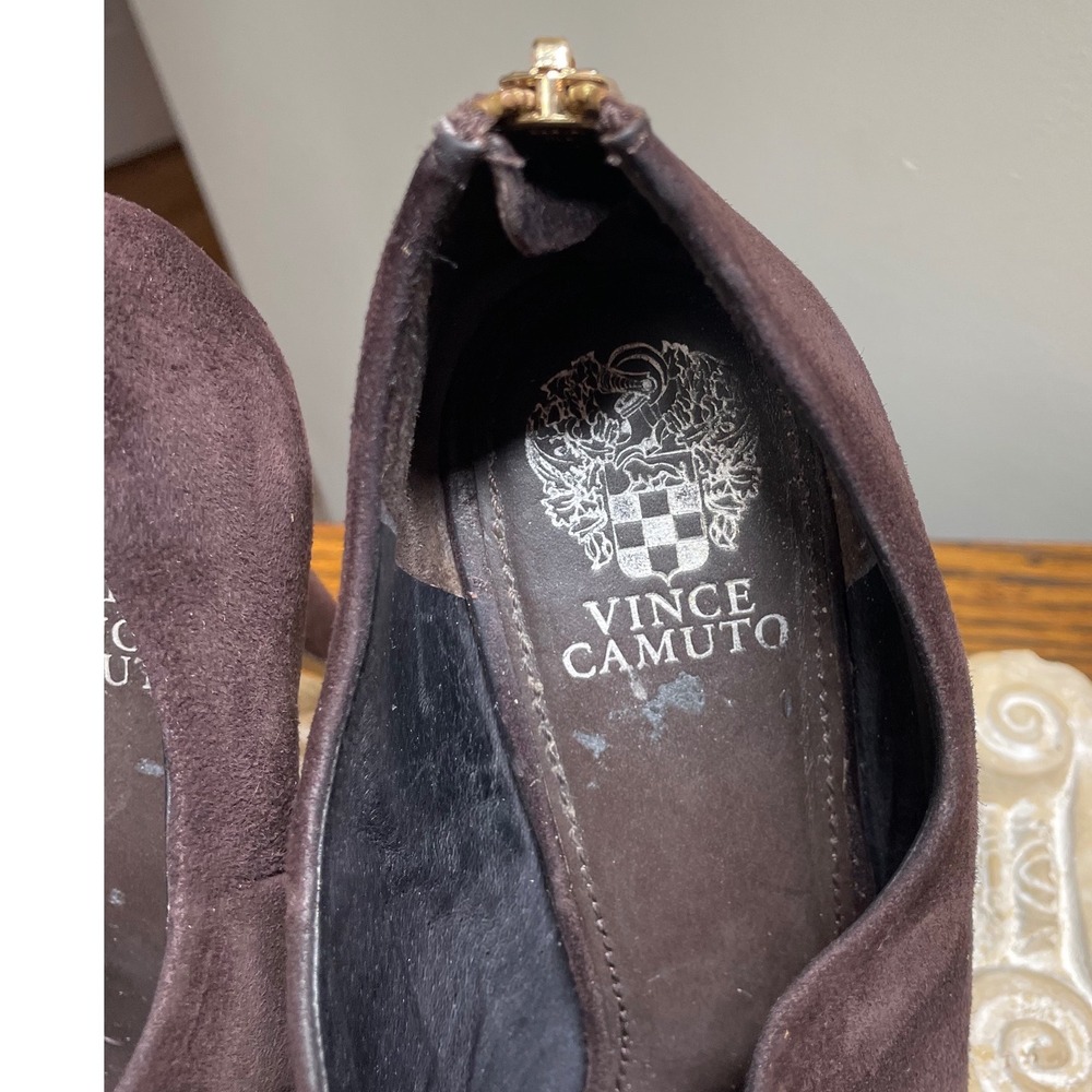 Vince Camuto Dark Brown Suede Peep Toe Platform Booties Gold Back Zip Heels 9B * - Picture 7 of 16